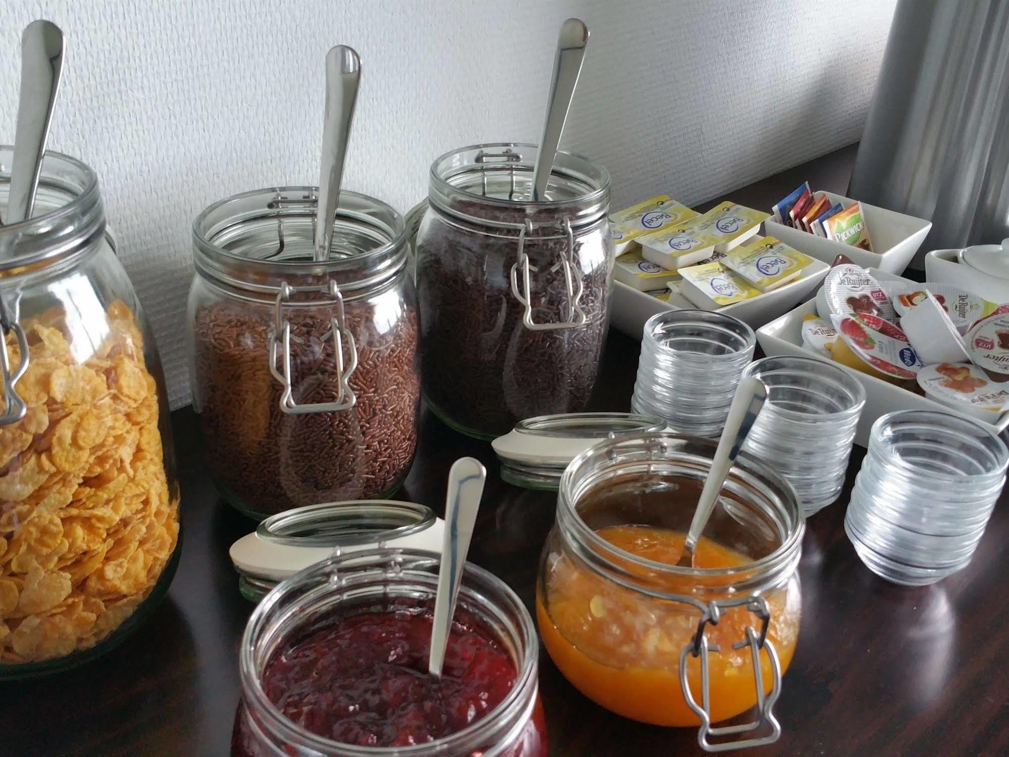 Bed & Breakfast Rheiderland Ditzumerverlaat Buitenkant foto