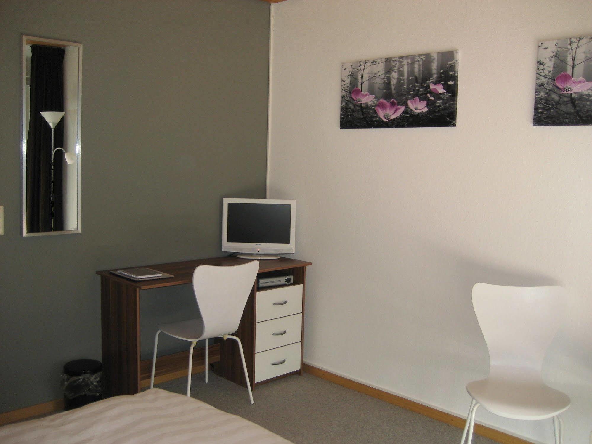 Bed & Breakfast Rheiderland Ditzumerverlaat Buitenkant foto