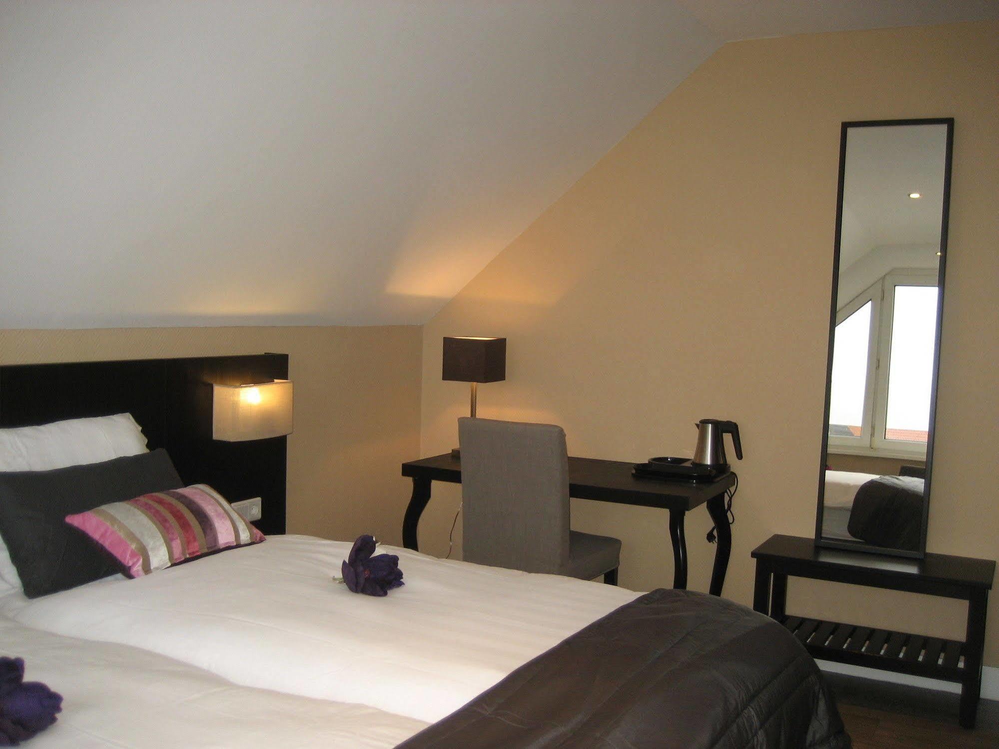 Bed & Breakfast Rheiderland Ditzumerverlaat Buitenkant foto