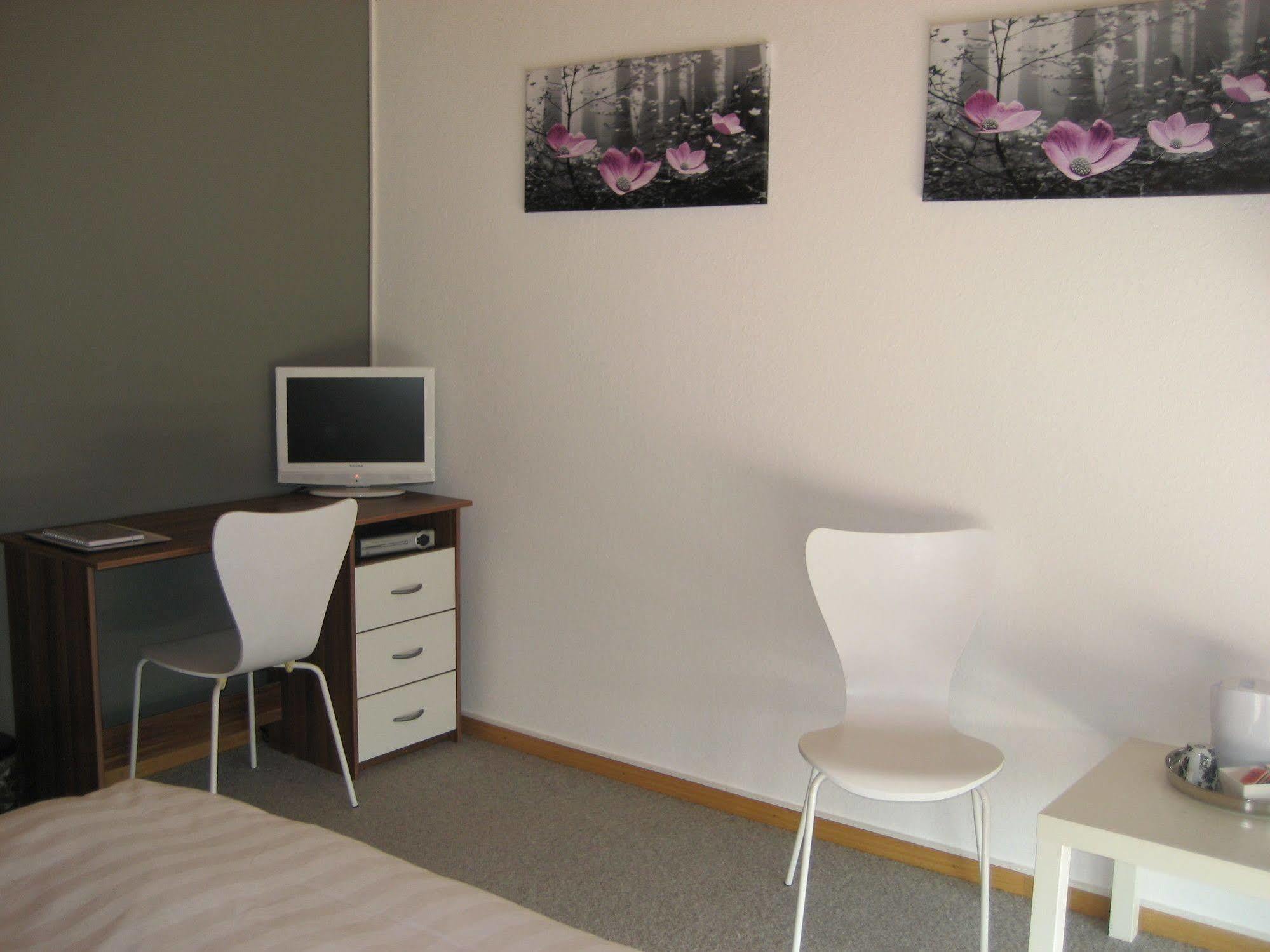 Bed & Breakfast Rheiderland Ditzumerverlaat Buitenkant foto